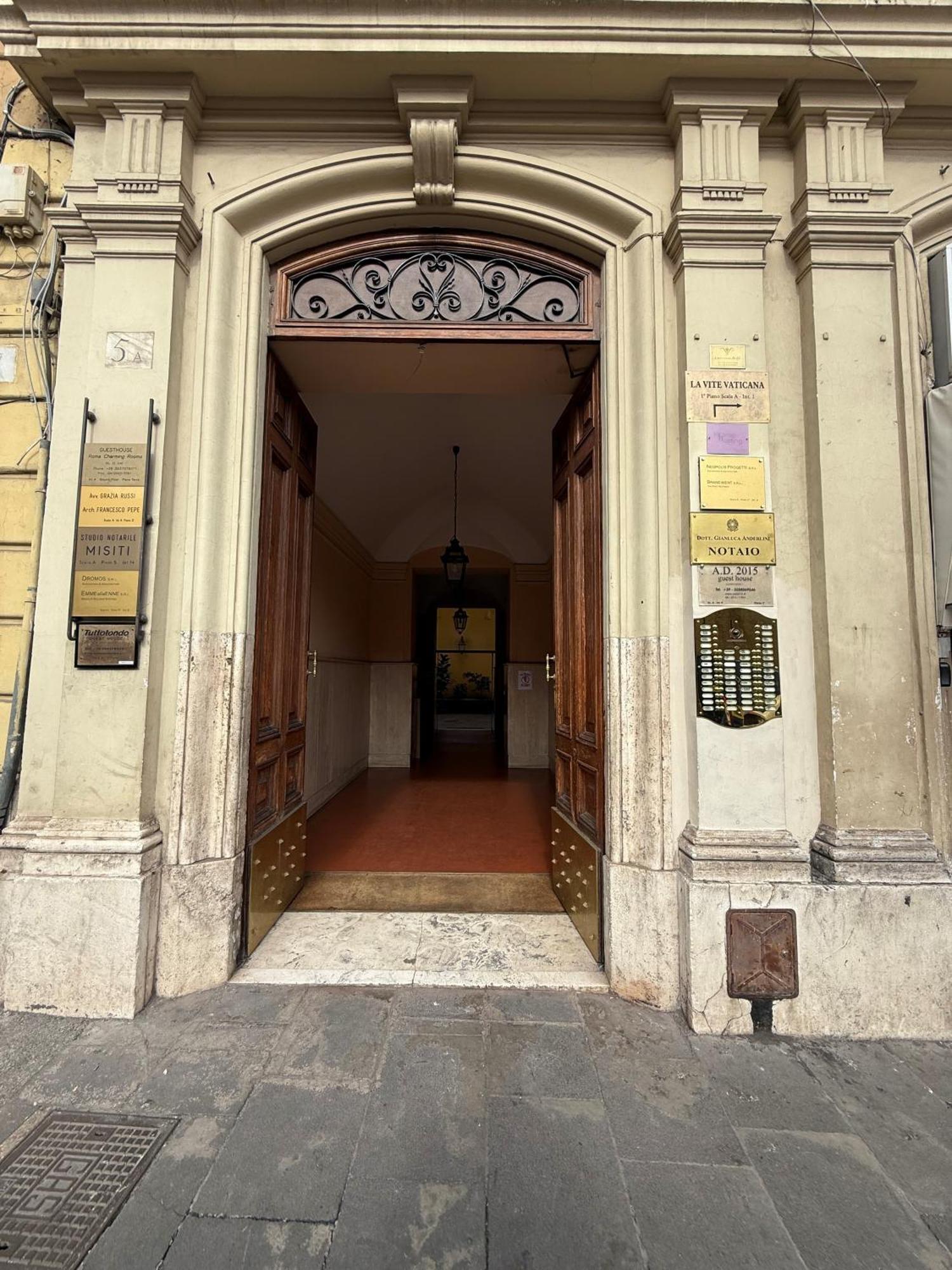 Suites Da Papa Rome Bagian luar foto
